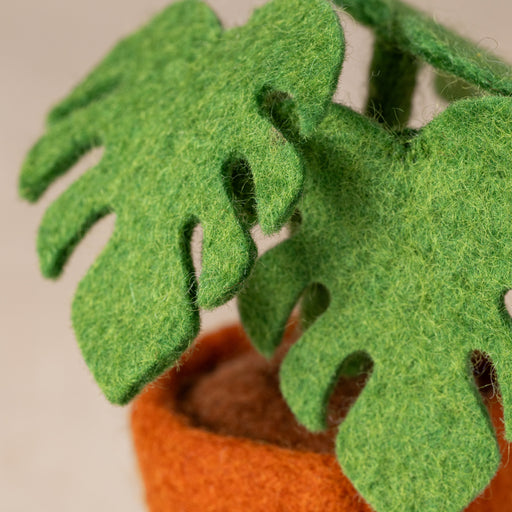 Felted Flower Pot - Leaves - Ten Thousand Villages