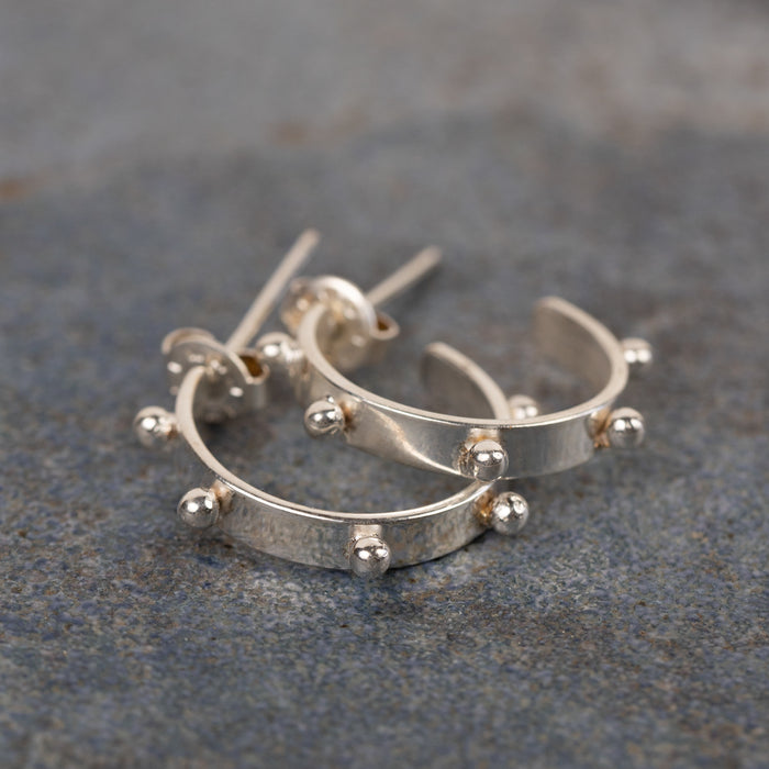 Nishi Hoop Earrings 2