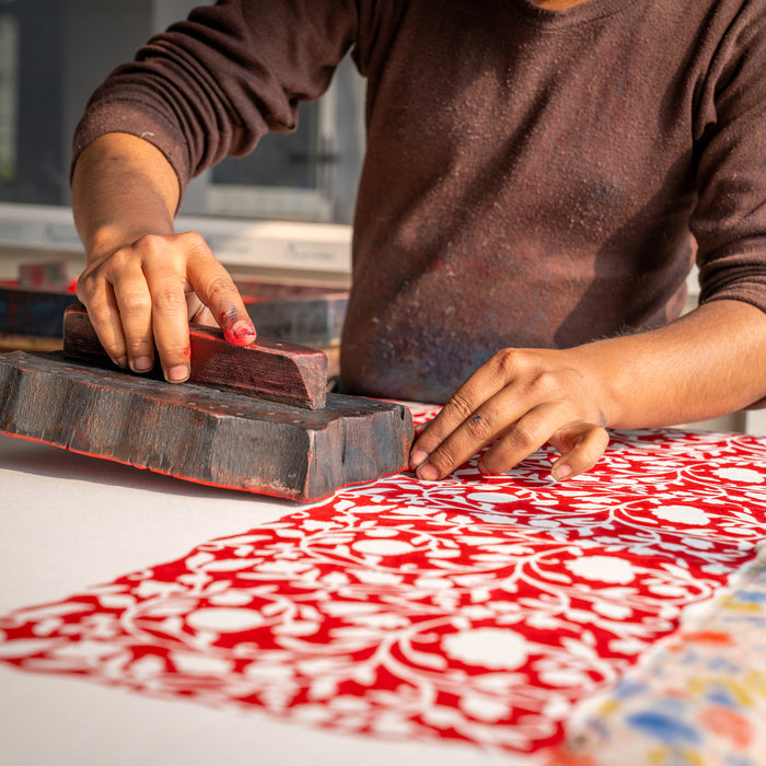 Floral Blooms Red Tablecloth 3