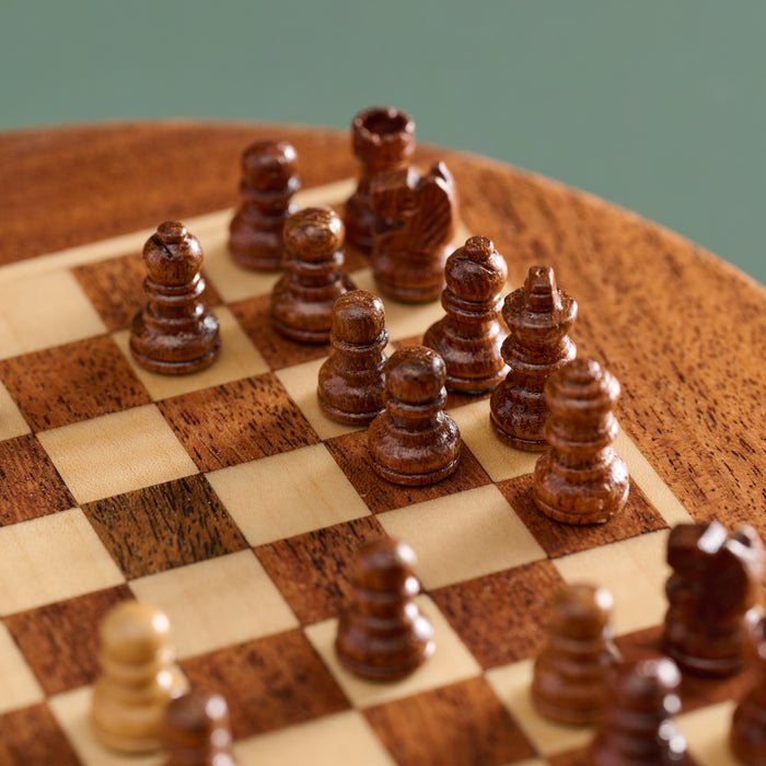 Acacia Wood Round Magnetic Chess Set 3