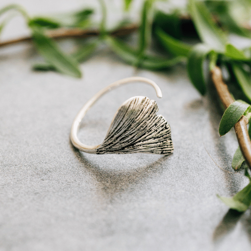 Ginkgo Leaf Ring