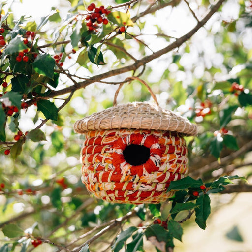 Acorn Sari Birdhouse - Ten Thousand Villages