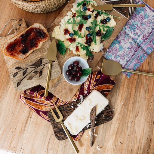 Clean Lines Cheese Serving Set - Ten Thousand Villages