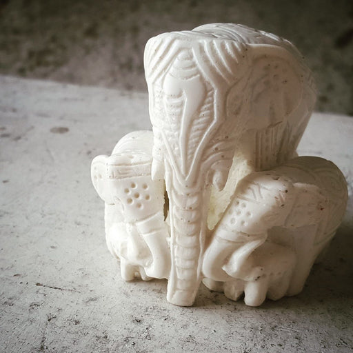 Elephant Family Statue