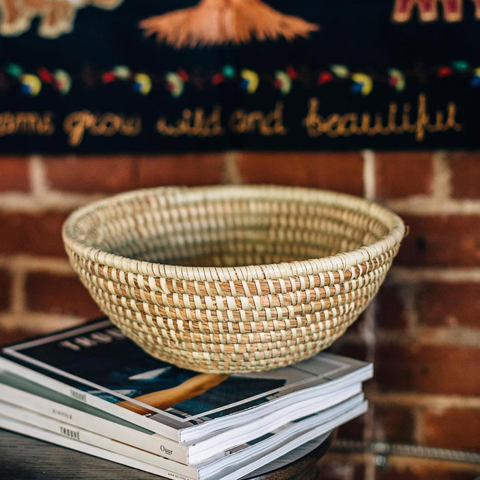 Kaisa Grass Basket Bowl - Ten Thousand Villages 1