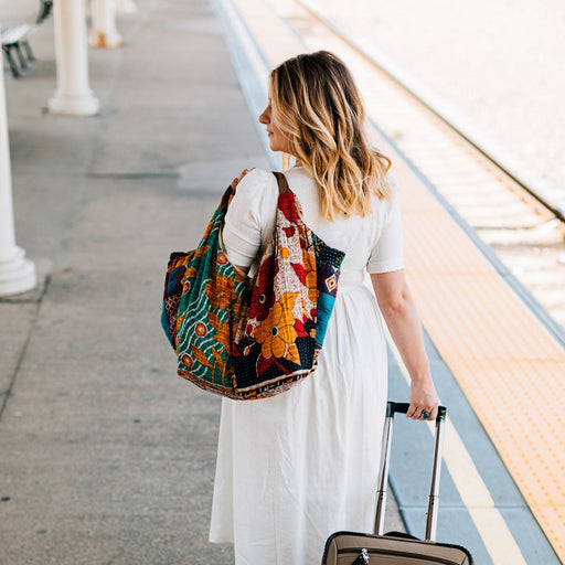 Sari Shop Slouchy Bag - Ten Thousand Villages