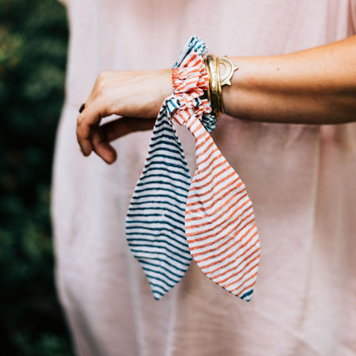 Painted Stripes Bowtie Scrunchie - Ten Thousand Villages