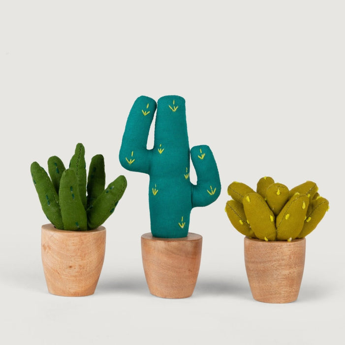 Handmade Mini Cotton Aloe Vera Plant - Ten Thousand Villages 3