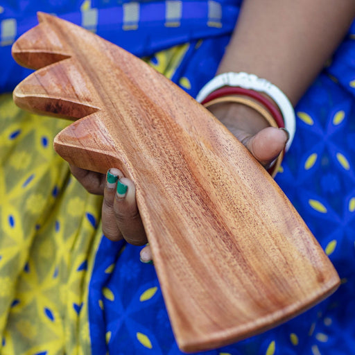 STEGOSAURUS PLATE, neem wood - Ten Thousand Villages