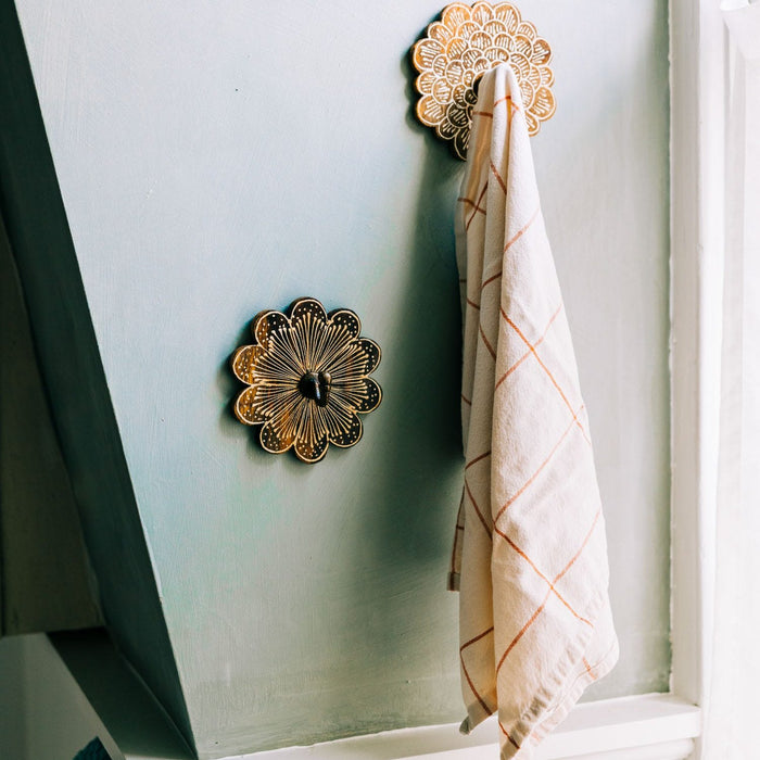 Dahlia Mango Wood Wall Hook - Ten Thousand Villages 4